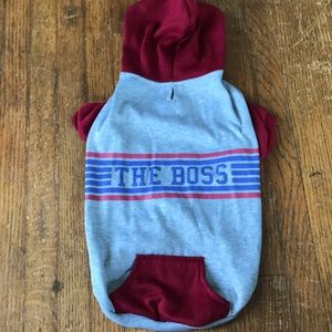 Pet hooded sweater - "The Boss"